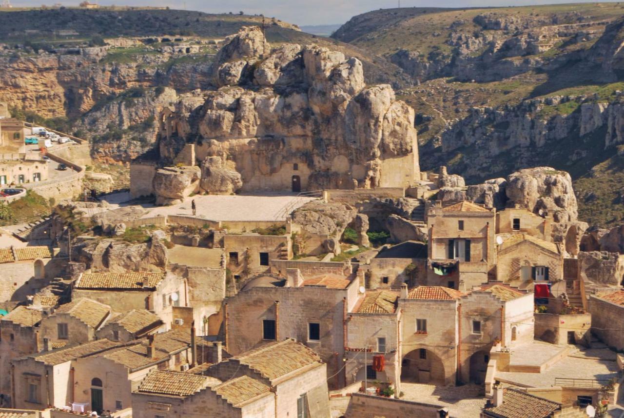 Uno Sguardo Sui Sassi Bed & Breakfast Matera Bagian luar foto