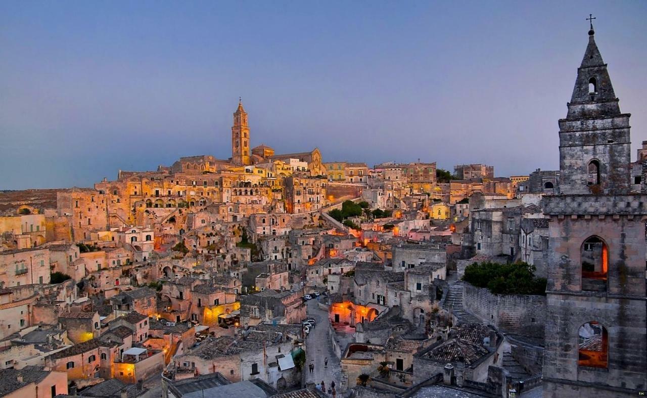 Uno Sguardo Sui Sassi Bed & Breakfast Matera Bagian luar foto